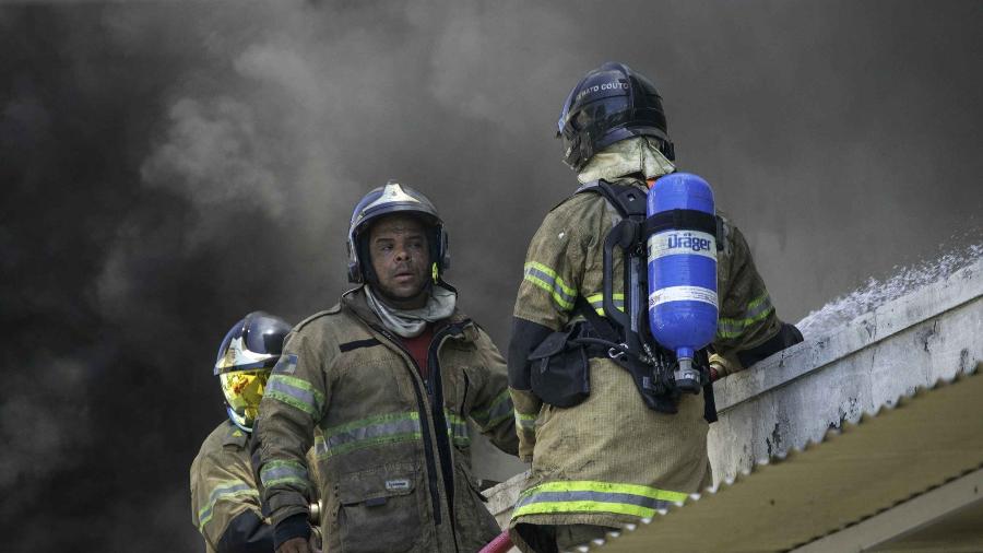 Incêndio atingiu Hospital Federal de Bonsucesso, na zona norte do Rio de Janeiro, e matou três pessoas - Fernando Salles/AM Press & Images/Estadão Conteúdo
