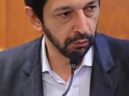 Vice representa Covas em encontro e defende modelo de creches suspeito