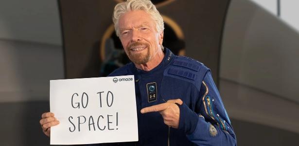 Richard Branson em propaganda de sorteio para viajar para o espaço com a Virgin Galactic