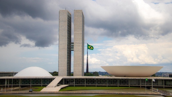 Vista da frente do Congresso Nacional, em Brasília.