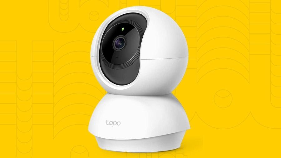 Esta câmera serve para monitorar crianças, pets ou só para checar sua casa quando estiver vazia - Arte UOL