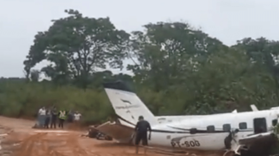 Aeronave que caiu em Barcelos, no interior do Amazonas