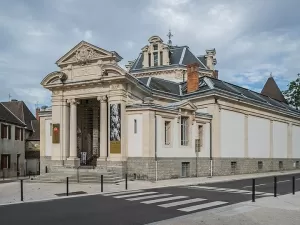 Tesouros nacionais são roubados de museu na França: 'Prejuízo milionário'