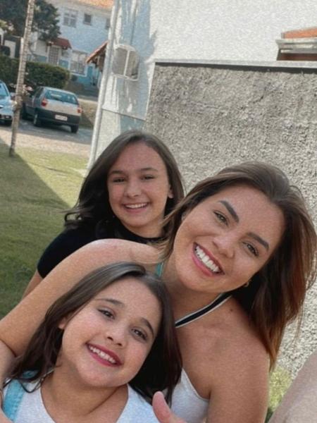 Nathalia e as adolescentes, Ana Clara e Maria Júlia