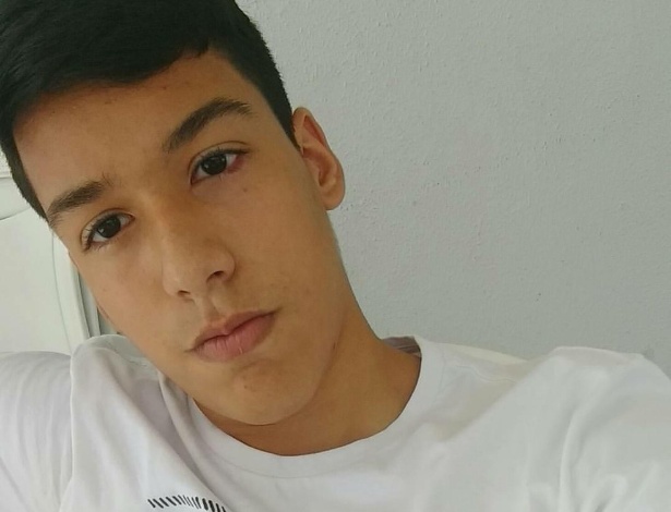 Iago Aguiar, do 2º ano do ensino médio, assistia a uma aula no momento do acidente - Reprodução/Instagram
