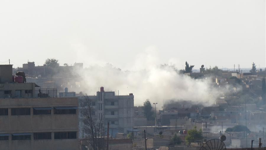 Fumaça é vista em prédios após ofensiva turca na Síria - Xinhua