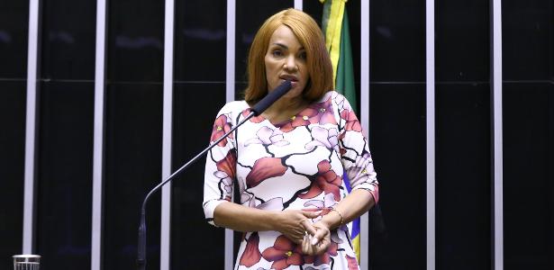 Acusada pela morte do marido | Câmara cassa mandato de Flordelis por quebra de decoro parlamentar