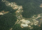 Polícia tenta recuperar corpos de garimpeiros mortos em terra Yanomami - Ueslei Marcelino/Reuters