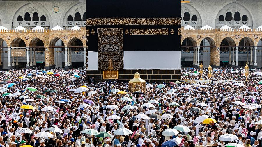 18.jun.24 - Peregrinos muçulmanos realizam a circunvolução de despedida ou "tawaf", circulando sete vezes ao redor da Caaba, o santuário mais sagrado do Islã, na Grande Mesquita da cidade sagrada de Meca, no final da peregrinação anual do hajj