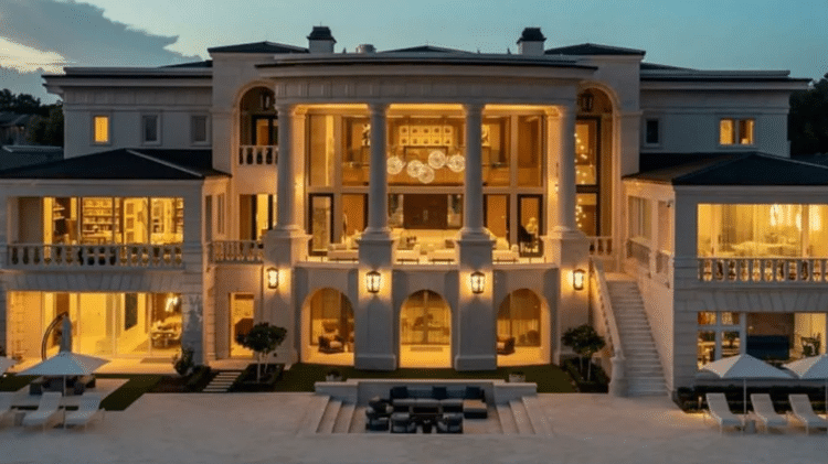 Mansão comprada pela família de Vorcaro foi a mais cara já negociada em Orlando, nos EUA, até 2023