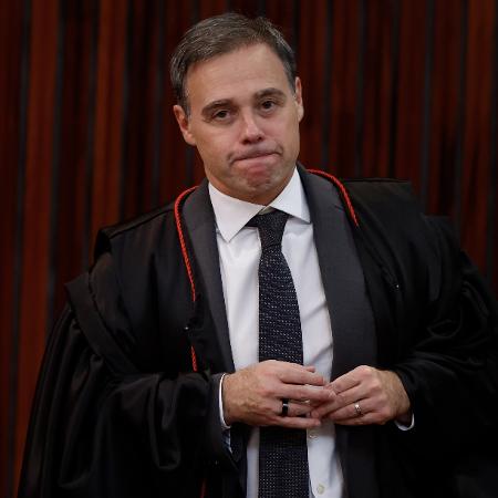 O ministro André Mendonça em sessão plenária do TSE O ministro André Mendonça em sessão plenária do TSE