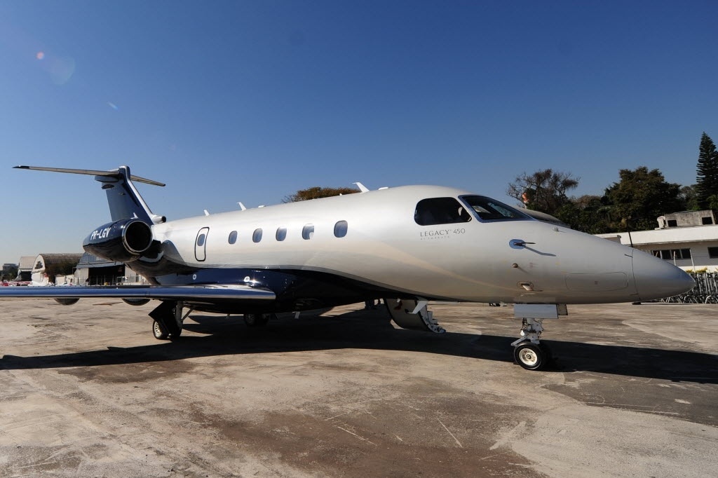 O Legacy 450, da Embraer, será um dos lançamentos da Labace, feira de aviação em São Paulo; no espaço reservado para o evento no Aeroporto de Congonhas estarão expostos, de terça (11) a quinta-feira (13), vários modelos de avião e serviços para o setor - Junior Lago/UOL