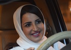 Arábia Saudita concedeu às mulheres o direito de dirigir, mas, um ano depois, a situação ainda é complicada - AFP PHOTO / FAYEZ NURELDINE