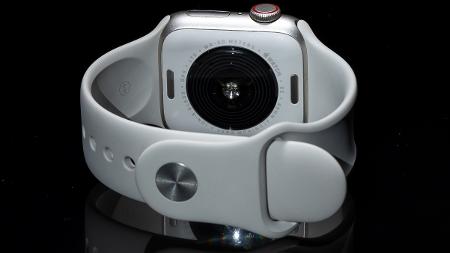 Apple revela Apple Watch Series 8 e o novo Apple Watch SE – iPlace  Corporativo