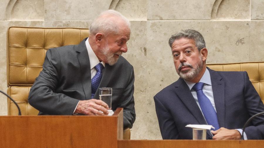 O presidente Lula e o presidente da Câmara, Arthur Lira, em cerimônia no STF