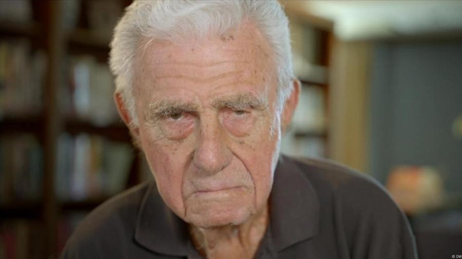 George Leitmann, 99 anos, mora em Berkeley, Califórnia, desde 1956 George Leitmann, 99 anos, mora em Berkeley, Califórnia, desde 1956
