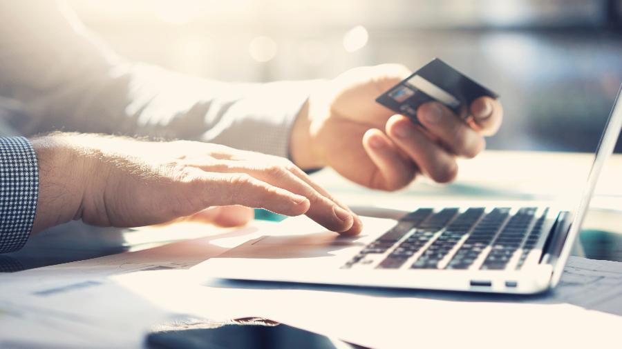 Estudo mostra ainda que em dezembro de 2020, 48% dos consumidores disseram ter usado o pagamento por aproximação - iStock