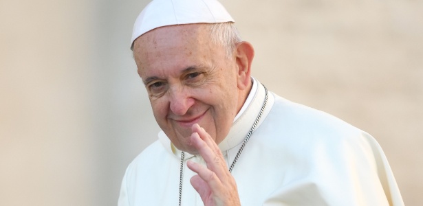 "É necessário agir urgentemente", disse o papa pedindo ação de todos contra a fome - Alberto Pizzoli/AFP