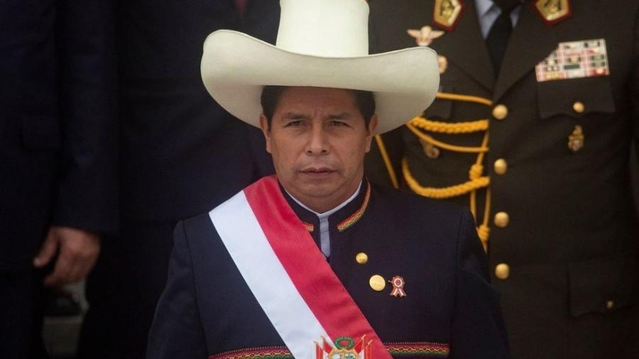 Presidente peruano Pedro Castillo sobreviveu à segunda tentativa de impeachment em apenas oito meses de mandato - AFP