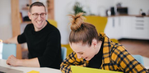 Países testam escala que dá um fim de semana prolongado a cada duas semanas