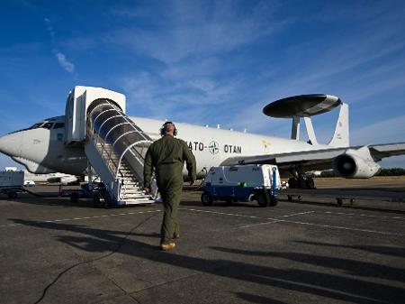 Aviões de guerra da Otan sobrevoam a Alemanha em um dos maiores exercícios  aéreos da aliança