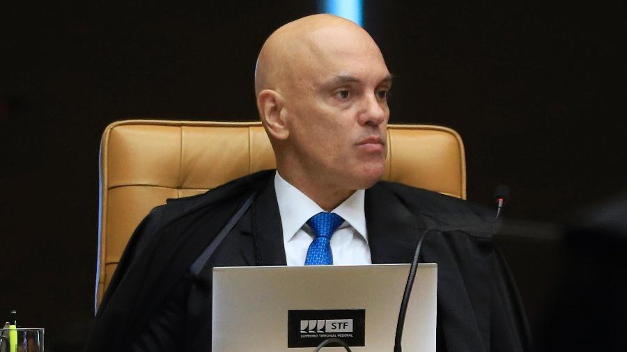 13.set.2023 - O ministro Alexandre de Moraes; blogueiro Oswaldo Eustáquio é procurado em investigação de atos golpistas