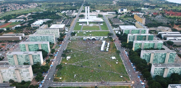 Vista aérea da esplanada dos ministérios, em Brasília - Agência Brasil