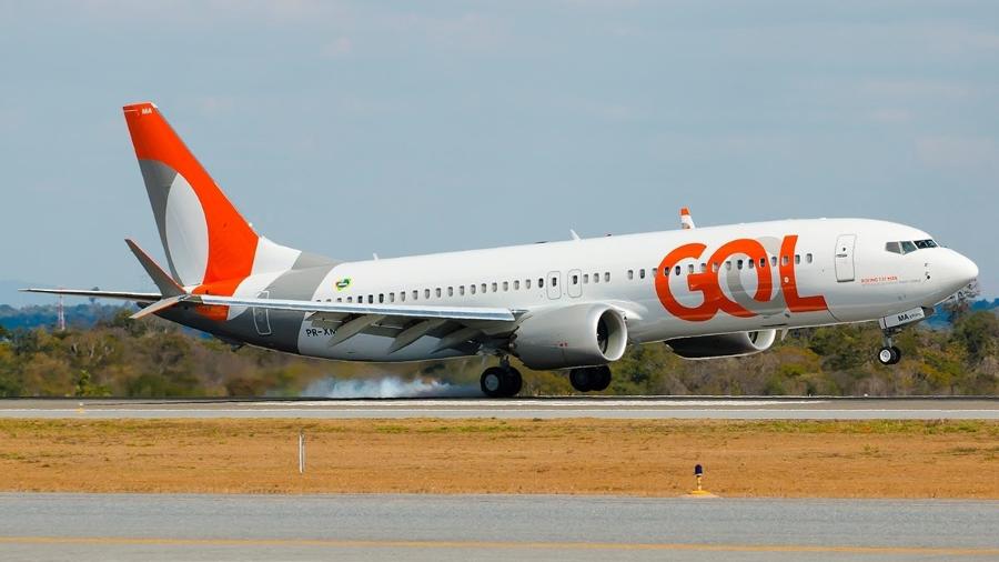 Foto ilustrativa de um avião da Gol; voo da companhia teve passageiro ameaçando colocar fogo durante a viagem - Divulgação