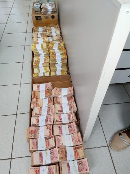 MPMG apreendeu R$ 840 mil em dinheiro durante operação que investigou fraudes no Detran de Santa Luzia, na Grande BH - Divulgação/Ministério Público de Minas Gerais (MPMG)