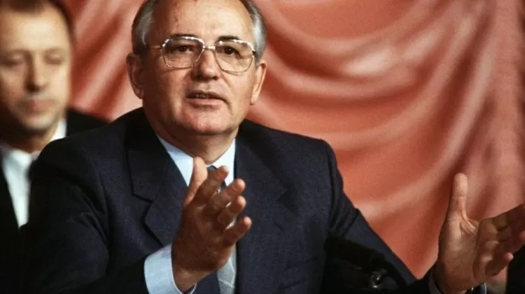 gorbachev-anunciou-sua-renuncia-por-motivos-de-saude-e-selou-fim-da-urss-1640442374830_v2_750x421.jpg