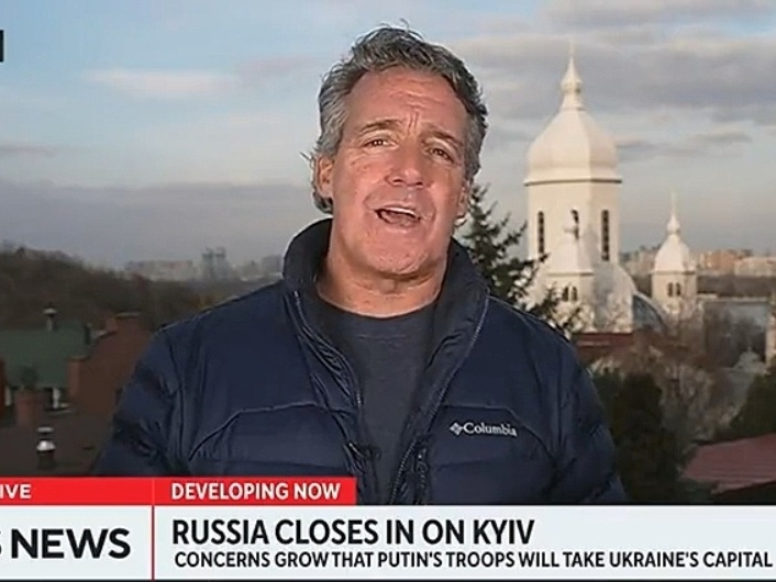 Cobertura da guerra na Ucrânia também expõe preconceitos de jornalistas