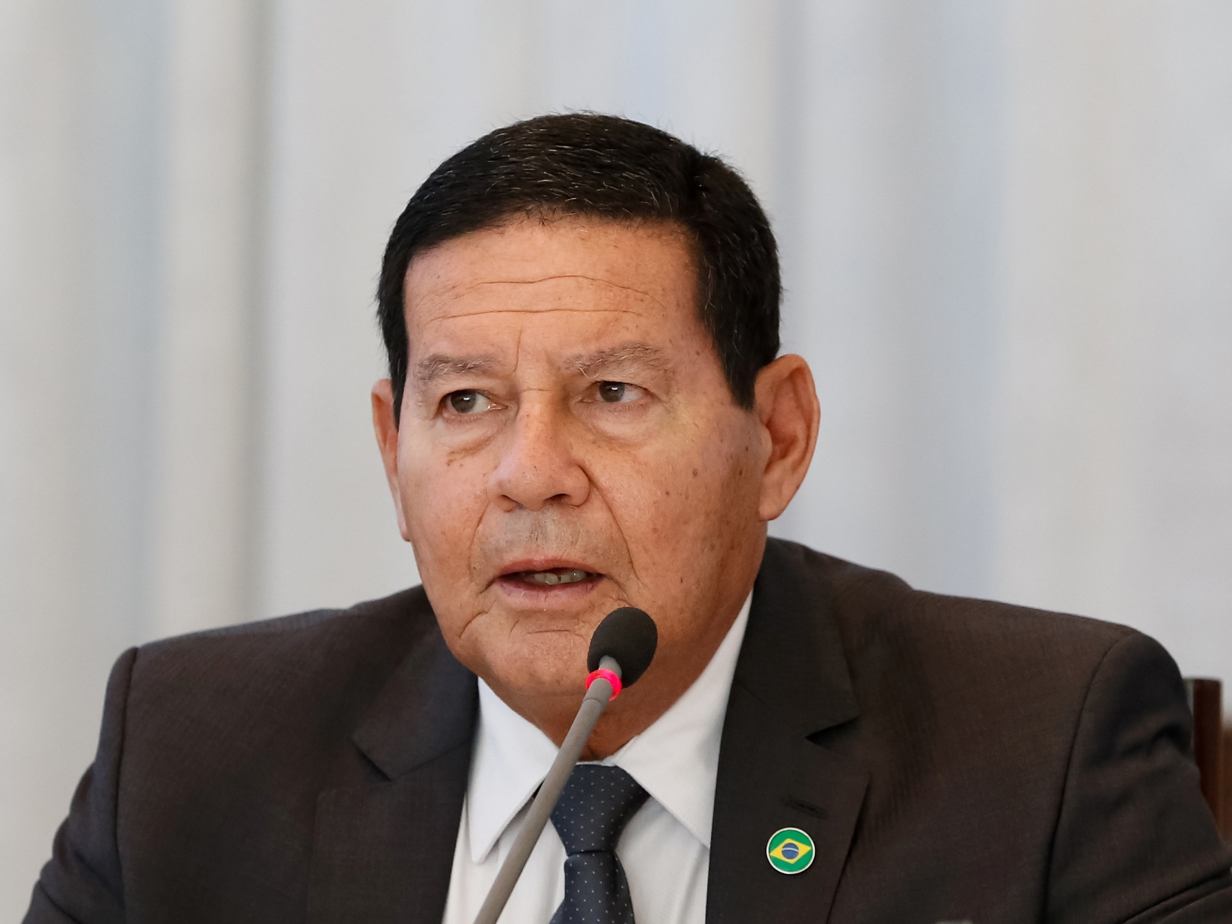 Deboche de Mourão esconde admissão de que houve ditadura