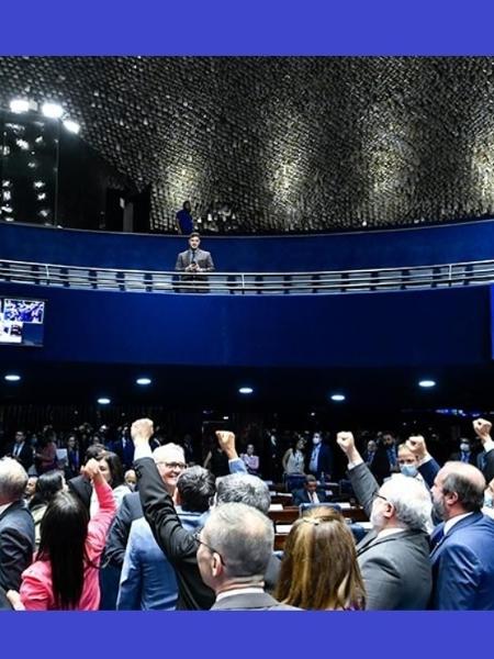 Senadores comemoram aprovação da PEC de Transição - Walodemir BarretoAgência Senado