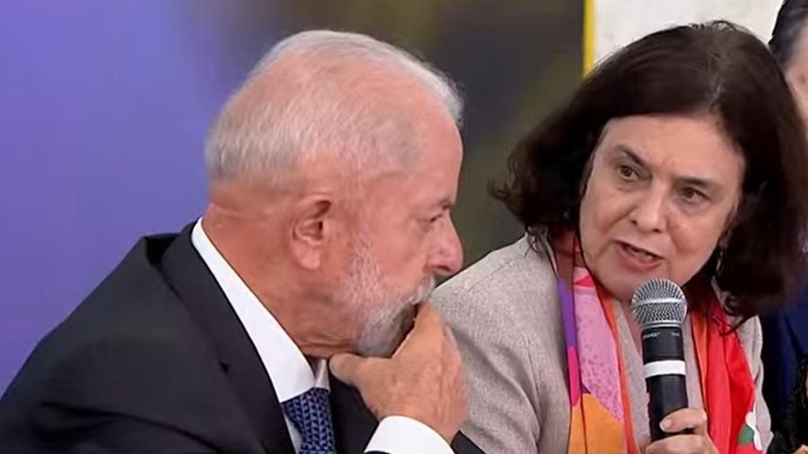 O presidente Lula (PT) e a ministra Nísia Trindade, da Saúde, em coletiva sobre a dengue - Reprodução/YouTube/CanalGov