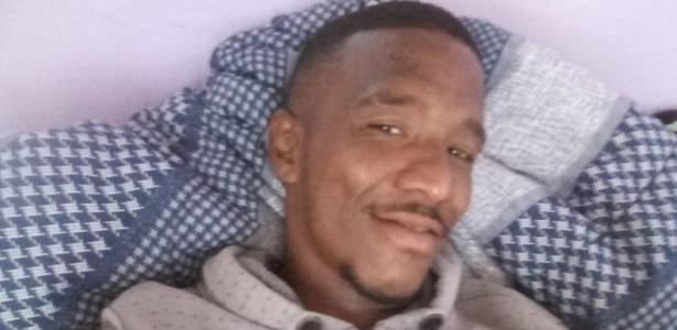 Está com braço imobilizado | 'Me trataram como bicho', diz homem negro agredido pela polícia no DF