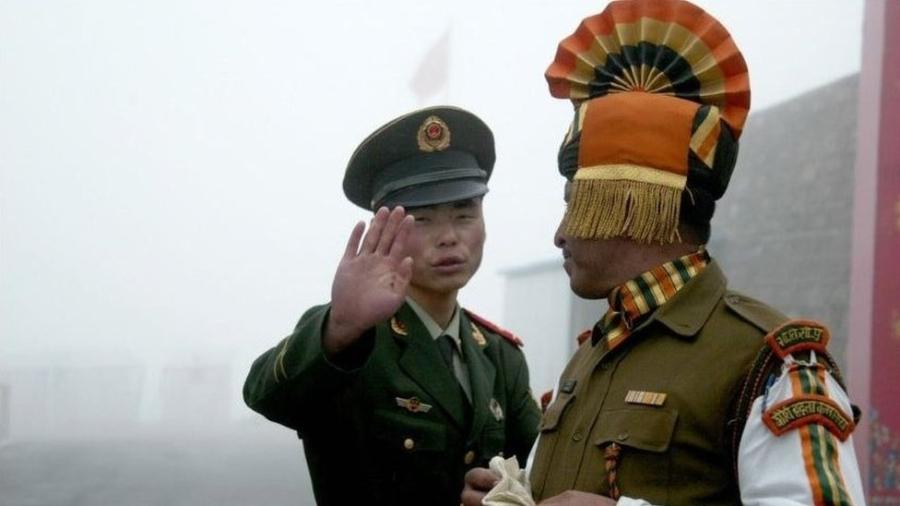 Índia e China entraram em conflito sobre quem possui território no alto do Himalaia - Getty Images
