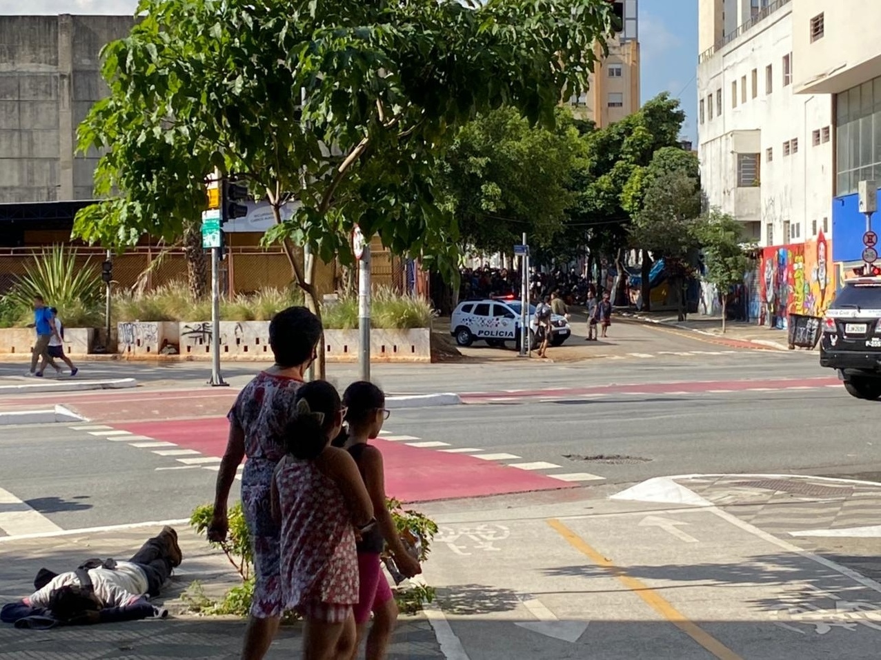 Grávidas na Cracolândia: jovens contam como vivem entre os filhos e a pedra  - Notícias - R7 São Paulo