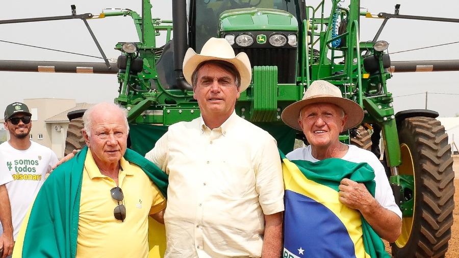 Argino Bedin, de camisa amarela, ao lado de Bolsonaro em Sorriso (MT). Ele está na lista de Moraes - Alan Santos/PR/18.set.2020