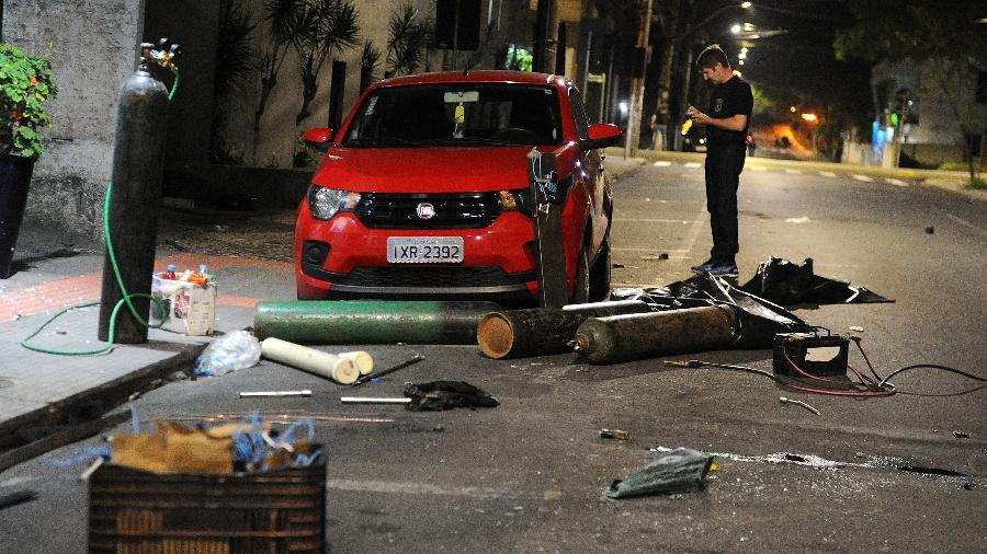 Explosivos usados para um assalto em Criciúma (SP) - CAIO MARCELLO/AGIF/ESTADÃO CONTEÚDO