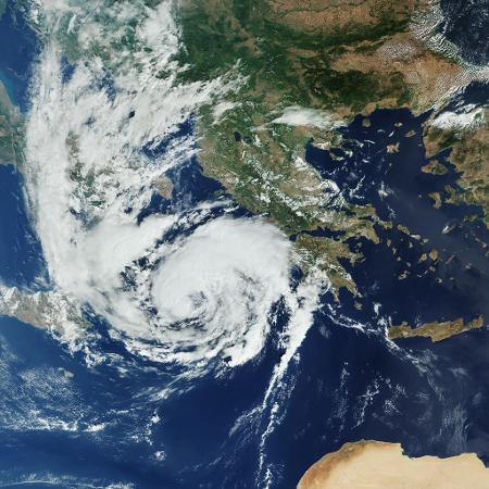 Furacão no Mediterrâneo teve chuvas torrenciais e ventos de até 117 km/h - Reuters