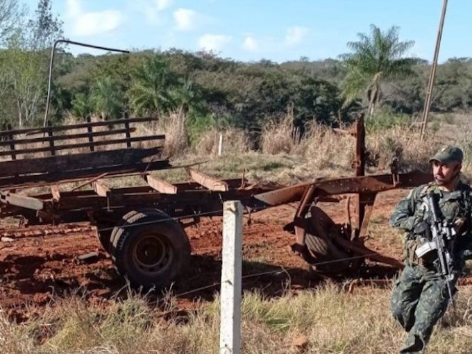 Lula coloca Exército na fronteira com o Paraguai - Interior