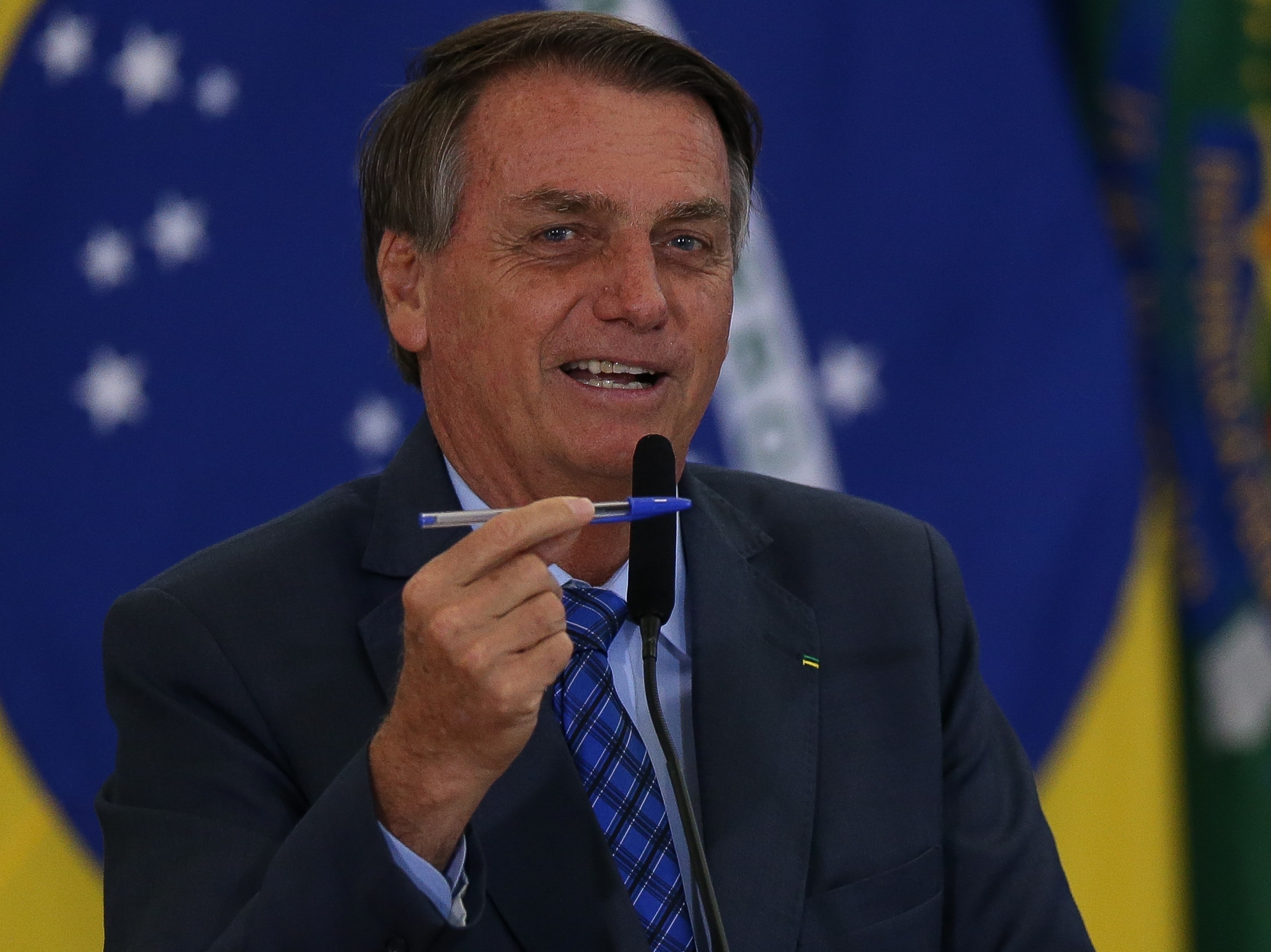 Filha de Bolsonaro vai à Brasília pela primeira vez para diplomação -  Prisma - R7 R7 Planalto