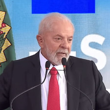 Lula em anúncio de investimentos do Novo PAC Seleções