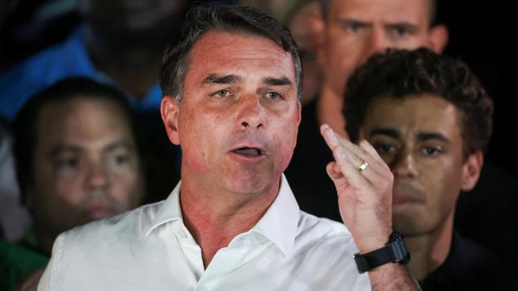 Flávio Bolsonaro em seu primeiro discurso após o resultado das eleições que reelegeram Lula no 2º turno em 2026 Flávio Bolsonaro em seu primeiro discurso após o resultado das eleições que reelegeram Lula no 2º turno em 2026
