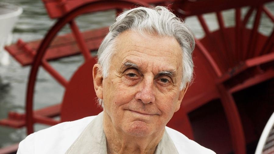 O jornalista e escritor francês Gilles Lapouge, que morreu em Paris aos 97 anos de idade - Ulf Andersen/Getty Images