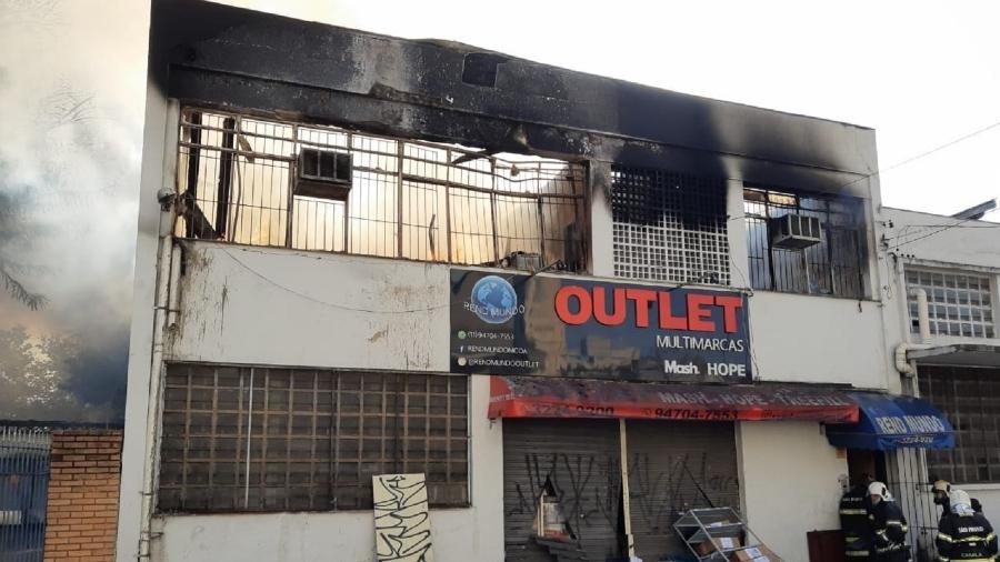 Galpão pegou fogo no Bom Retiro - Divulgação/Corpo de Bombeiros