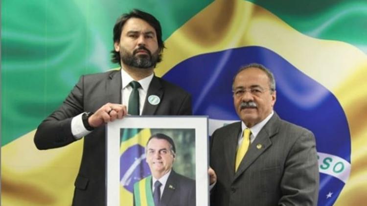 Leo Índio, primo dos filhos do presidente Jair Bolsonaro, e o senador Chico Rodrigues (DEM-RR)