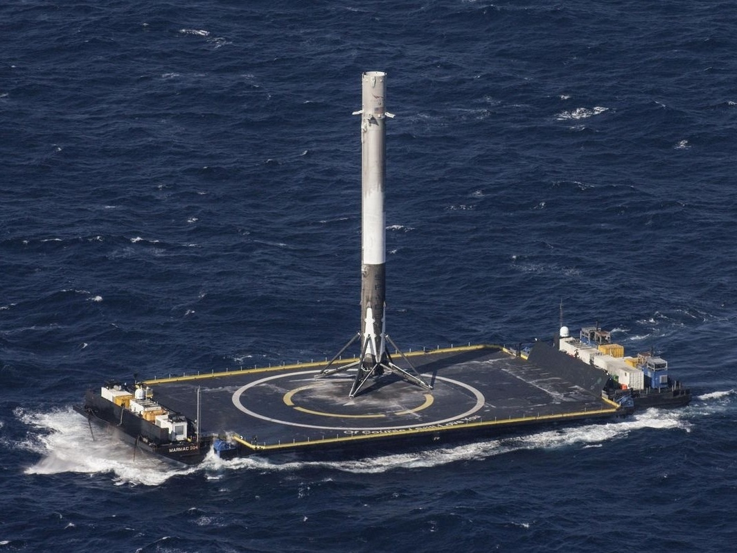Por que o pouso do primeiro estágio do Falcon 9 foi incrível?