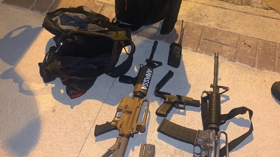 Armas apreendidas com criminosos após operação da Polícia Militar no Rio Comprido, na zona norte do Rio - Polícia Militar do Rio de Janeiro
