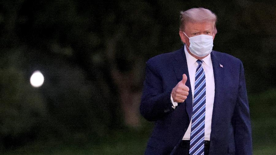 O presidente Donald Trump após deixar o Hospital Militar Walter Reed  - Win McNamee/Getty Images